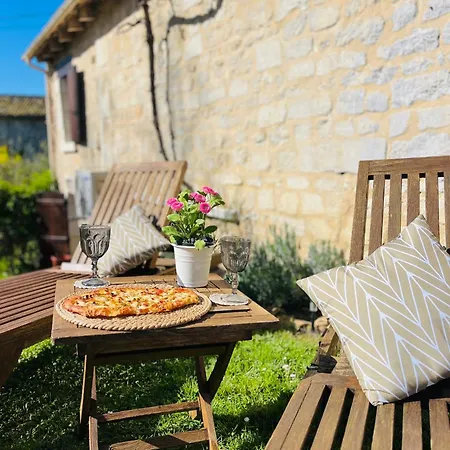Maison Libellule Apartman Clion
